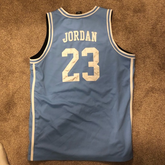 ❌SOLD❌Men's Jordan UNC Jersey - Picture 3 of 3